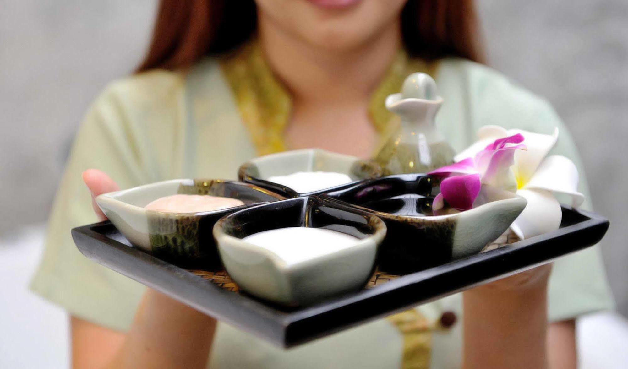 Nantra Retreat And Spa Bangkok Luaran gambar