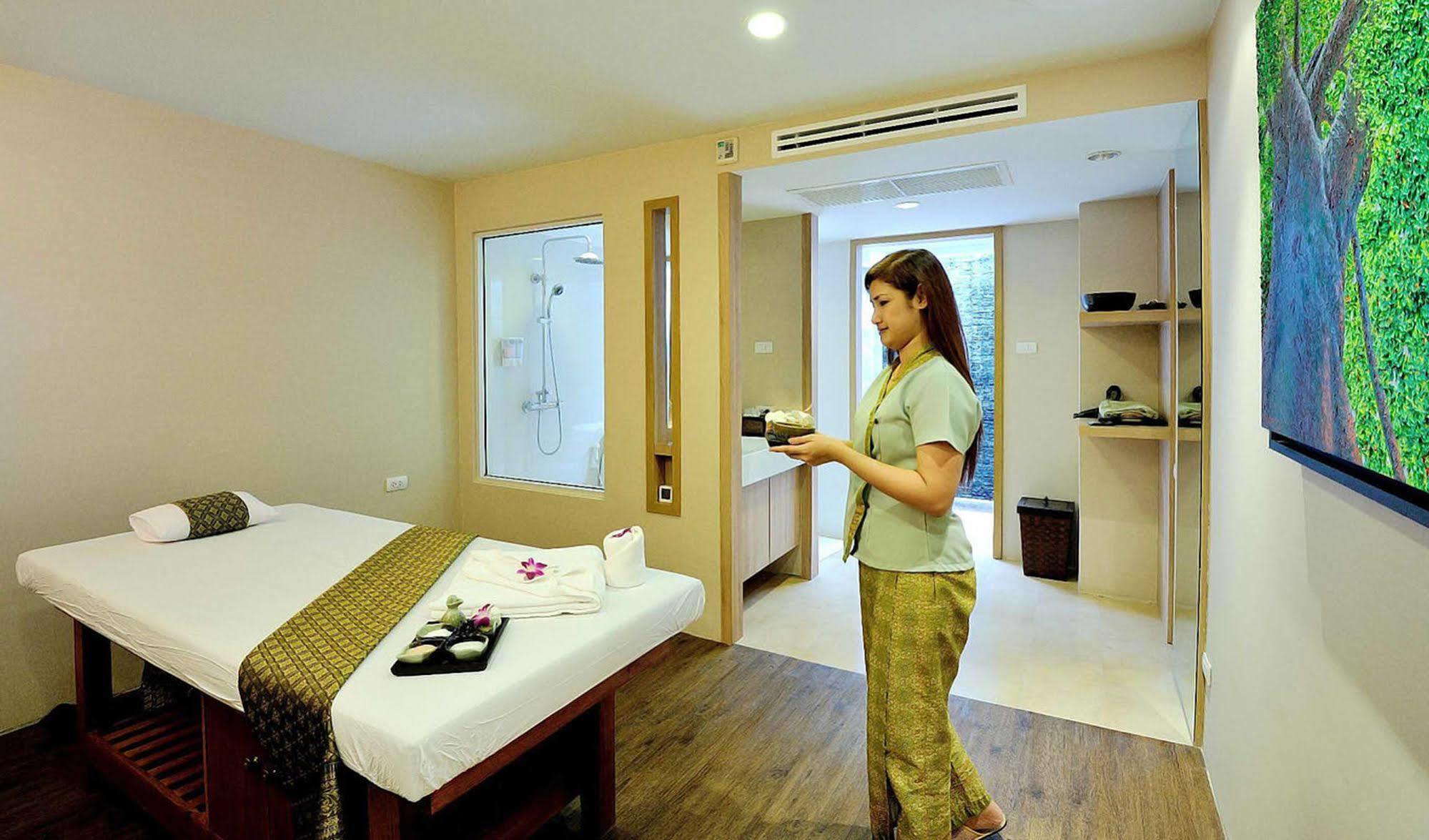 Nantra Retreat And Spa Bangkok Luaran gambar